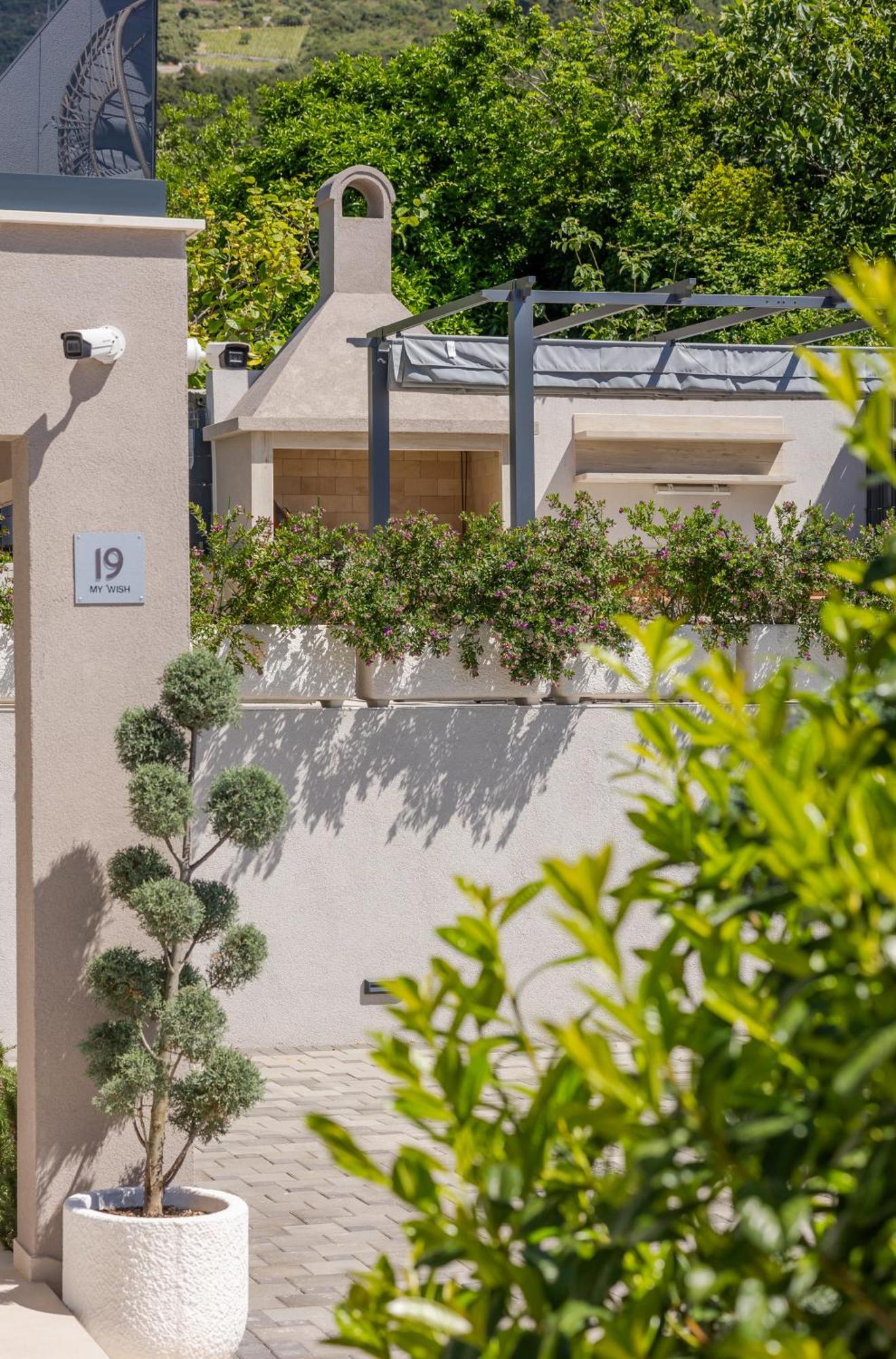 Luxury Villa My Wish With Pool Kaštel Stari 外观 照片