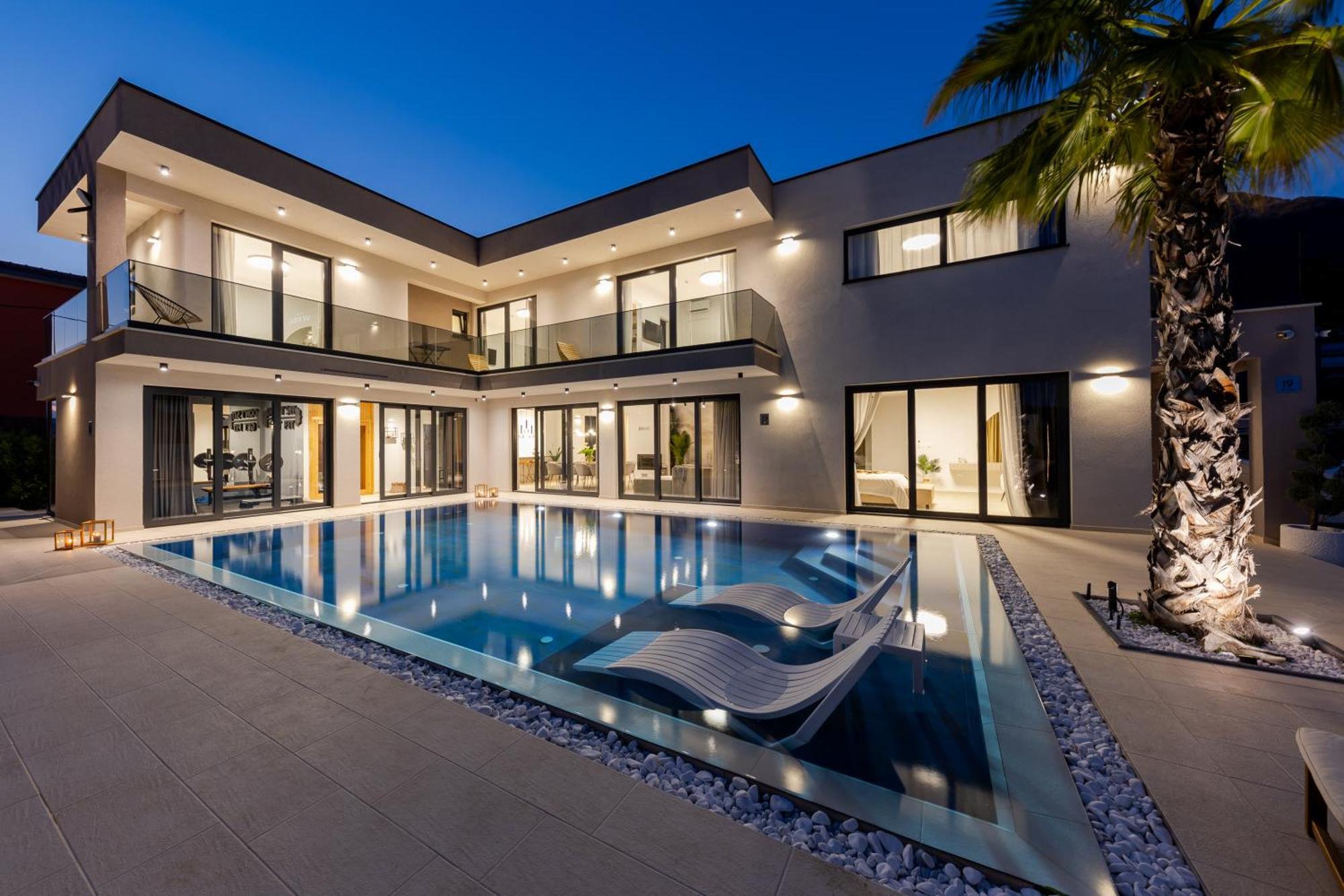 Luxury Villa My Wish With Pool Kaštel Stari 外观 照片